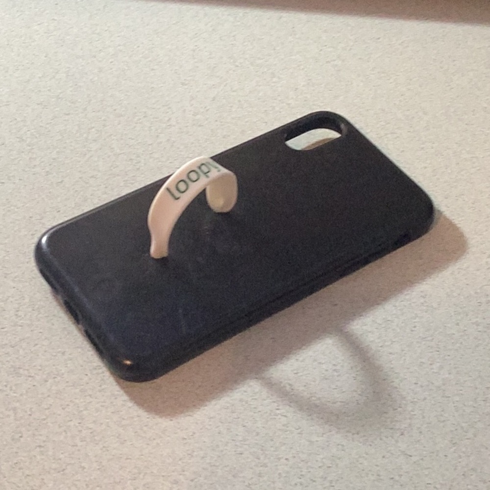 iPhone XR loopy case